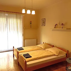 Opera Apartamento Budapest